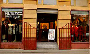 dámské oblečení dámské oblečení